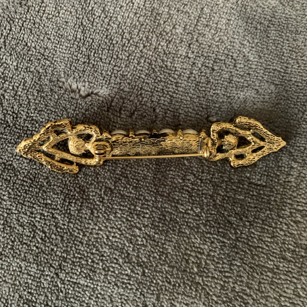 Broche with gold finish and imitation pearls and imitation diamonds - Picture 3 of 4